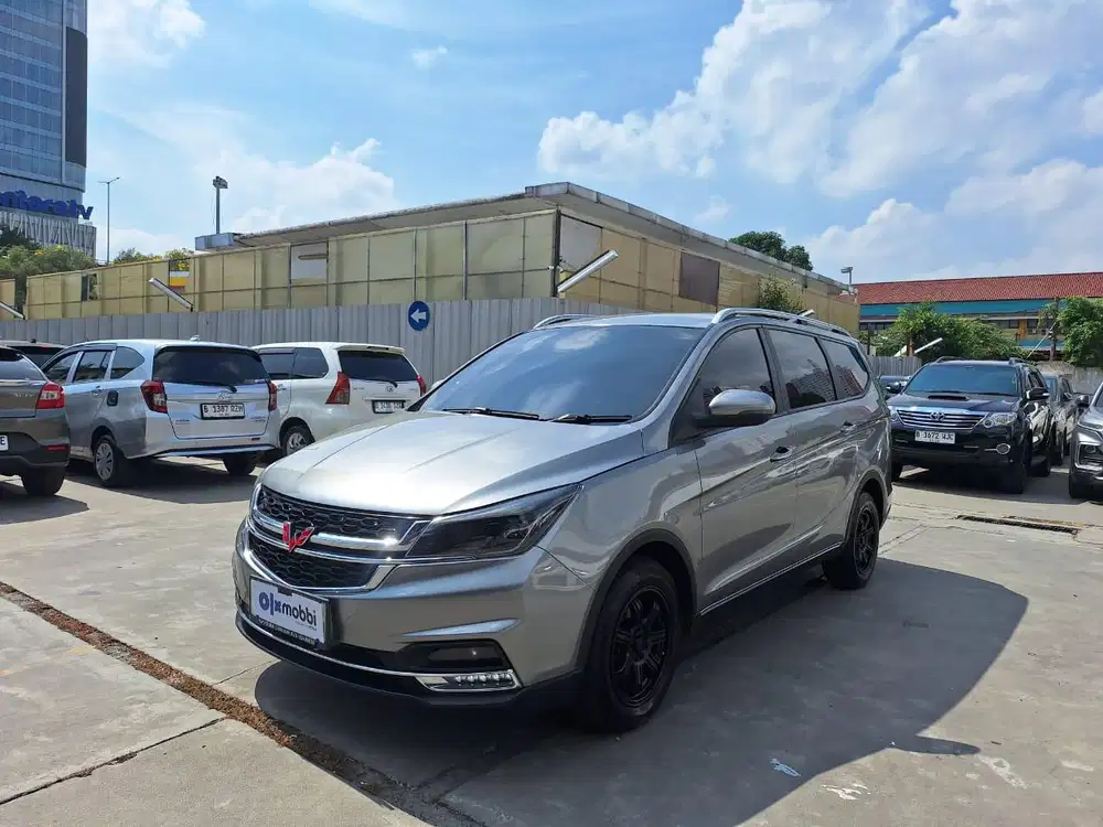 Pajak Panjang - Wuling Cortez 1.5 CT Lux Plus Bensin-AT 2019