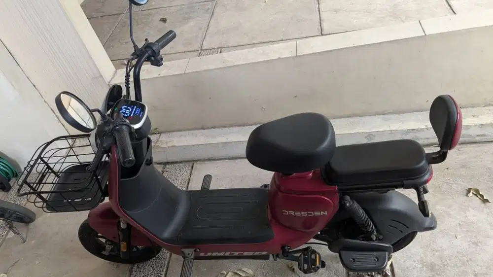 Sepeda Listrik United Dresden 2023