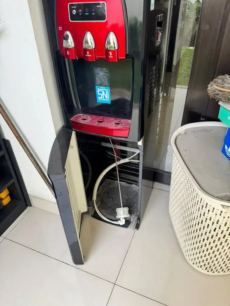 Dispenser bekas sanken