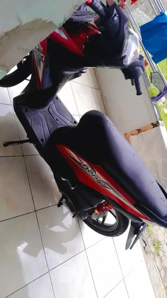 Beat fi 2014  warna merah