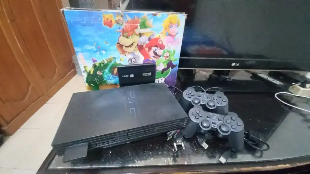 Dijual PlayStation 2 (PS2) – Seperti Baru