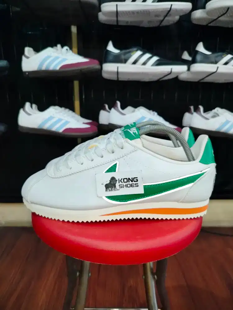 SEPATU CORTEZ CLASSIC X STRANGER THINGS HAW KINS WHITE GREEN 42,5
