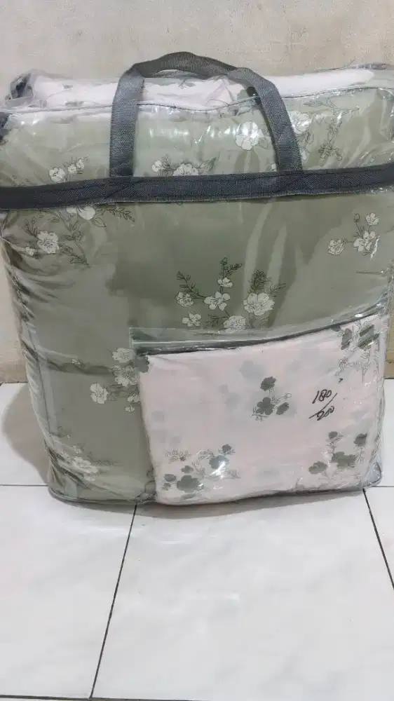 Bedcover baru uk 180 x 200