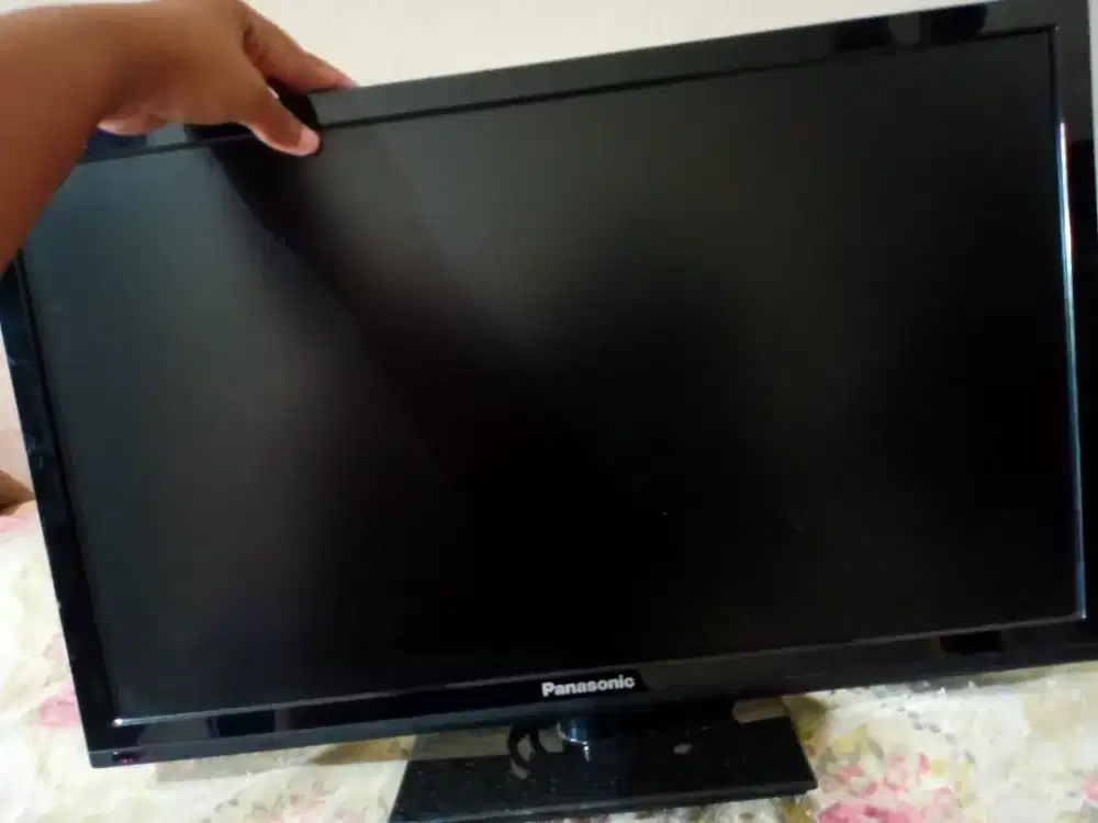 TV bekas normal 32inch (hanya TV saja) analog