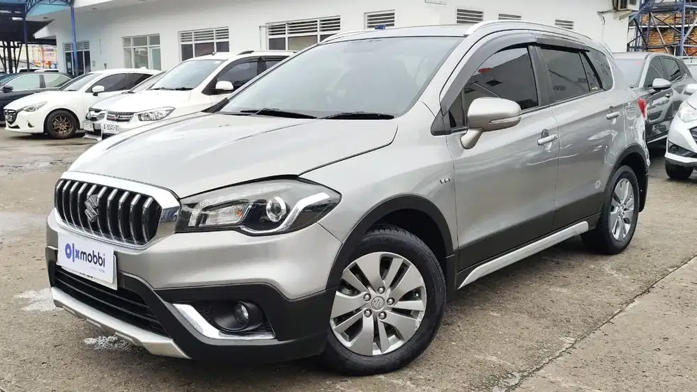 Pajak Panjang - Suzuki SX4 1.5 S-Cross Bensin-AT 2016
