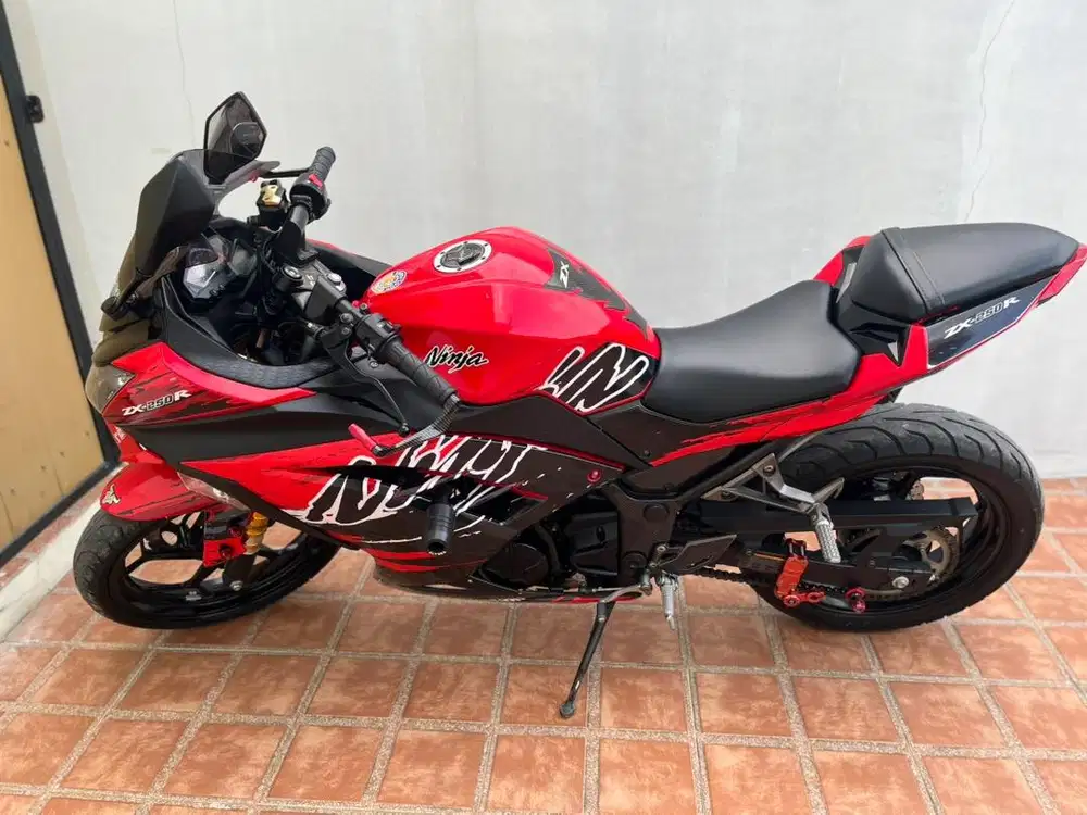 Ninja 250cc Fi tahun 2017 masih mulus