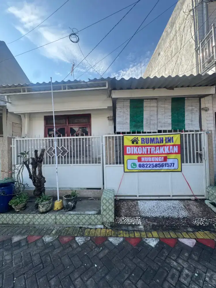 Dikontrakkan Rumah Nyaman Dekat Pusat Kota Gresik!