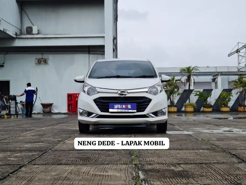 Daihatsu Sigra 1.2 R AT 2019