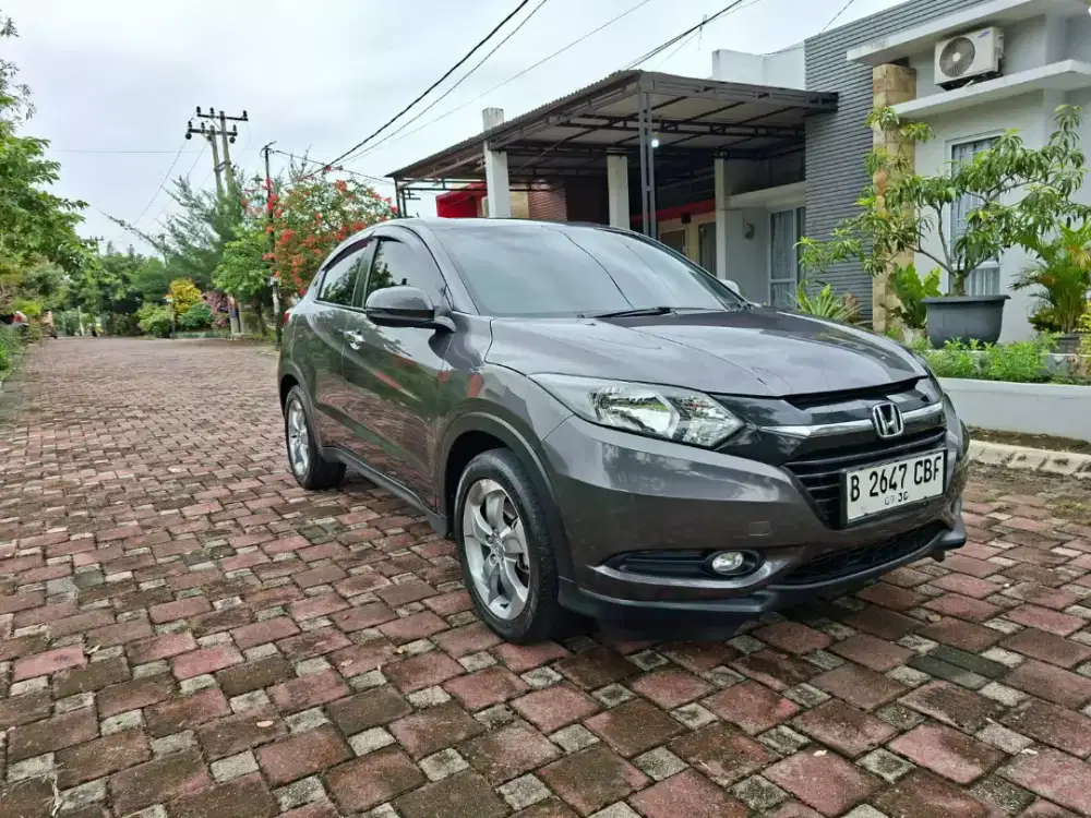 HRV E Cvt 2017 low km sdh tv floating