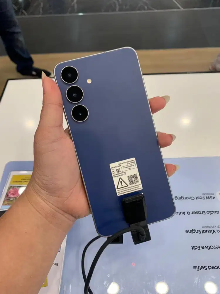 Samsung s25FE free buds core