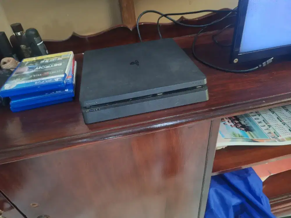 Ps 4 vers 12 segel Void + TV sony 32 inch