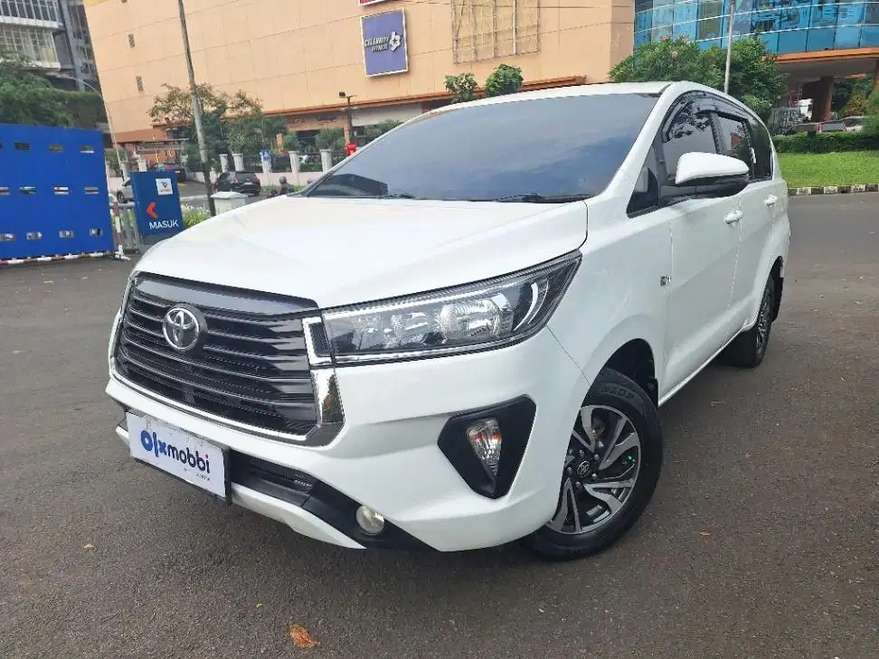 LOW DP Toyota Kijang Innova 2.0 G Bensin-AT 2020 BRJ