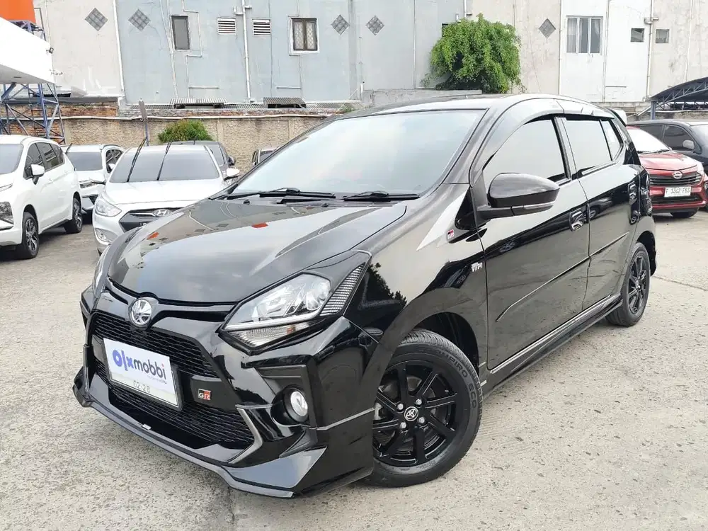 Pajak Panjang - Toyota Agya 1.2 GR Sport One Tone Bensin-AT 2023