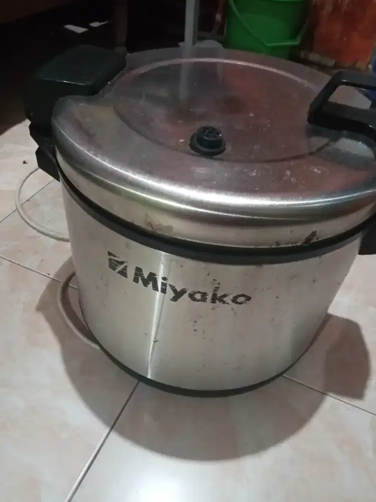 Magicom Jumbo (Pemanas Nasi)