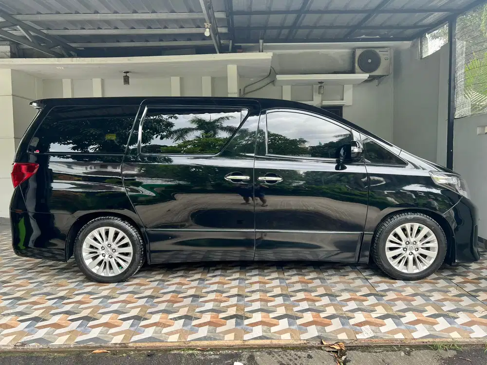 Toyota Alphard 2012 Bensin