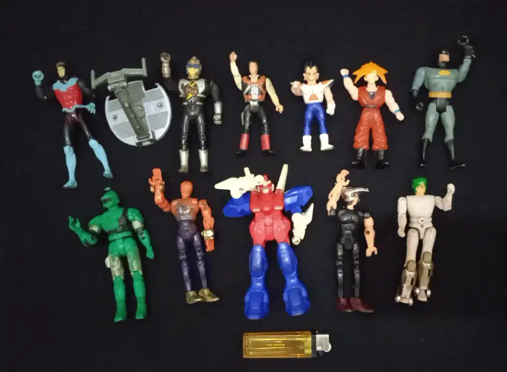 Mainan Action Figure Robot Gundam Batman Saint Saiya Dragon Ball Murah