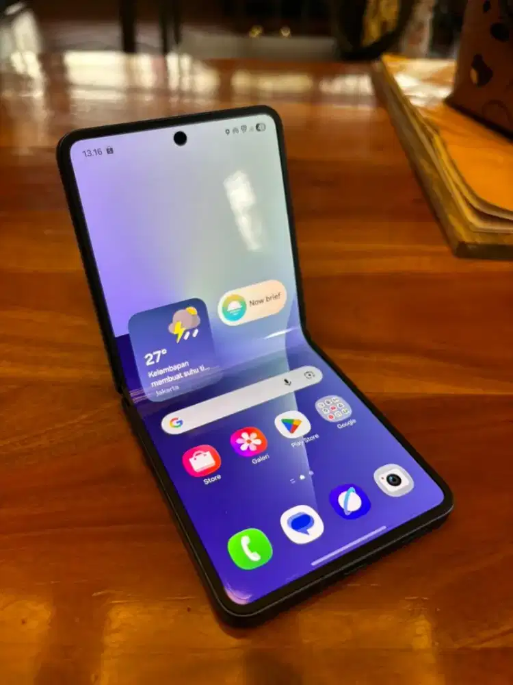 Samsung Galaxy Z Flip 7