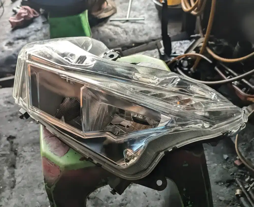 Lampu Depan Vario 125 LED old Copotan ORI