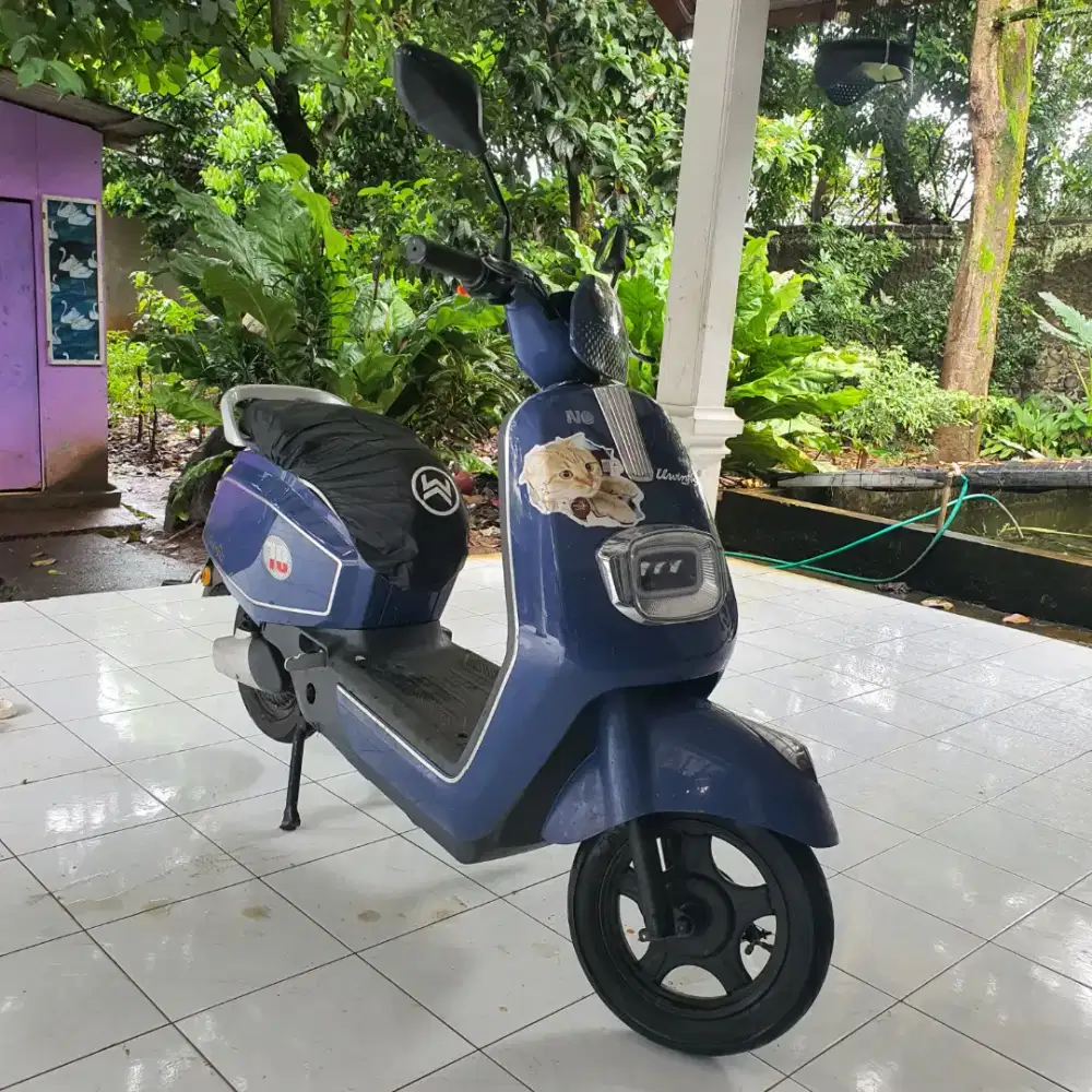 Motor speda listrik keluaran 2024