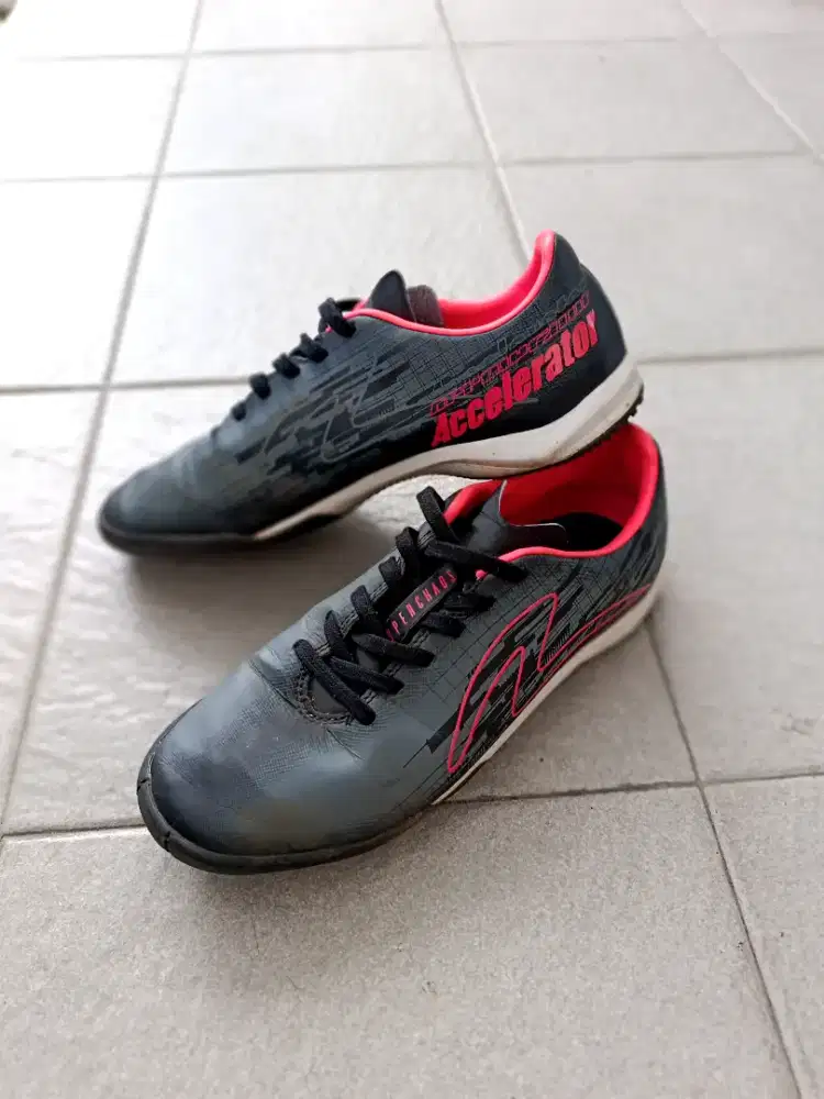 Sepatu Futsal Specs Accelerator Original