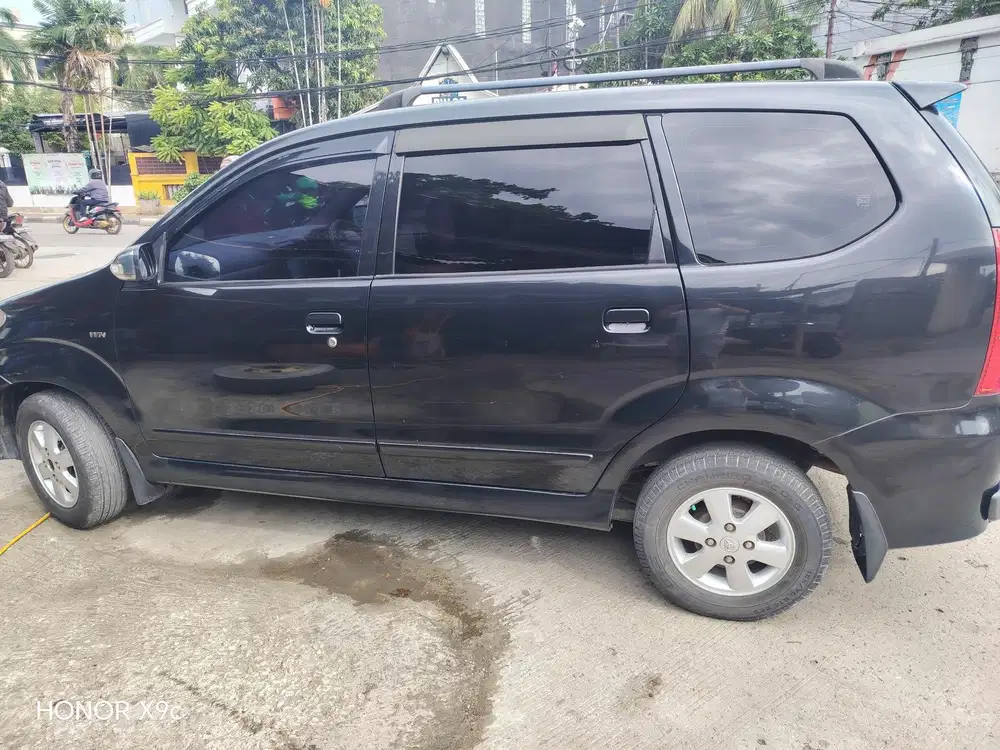 Toyota Avanza 2011 Bensin
