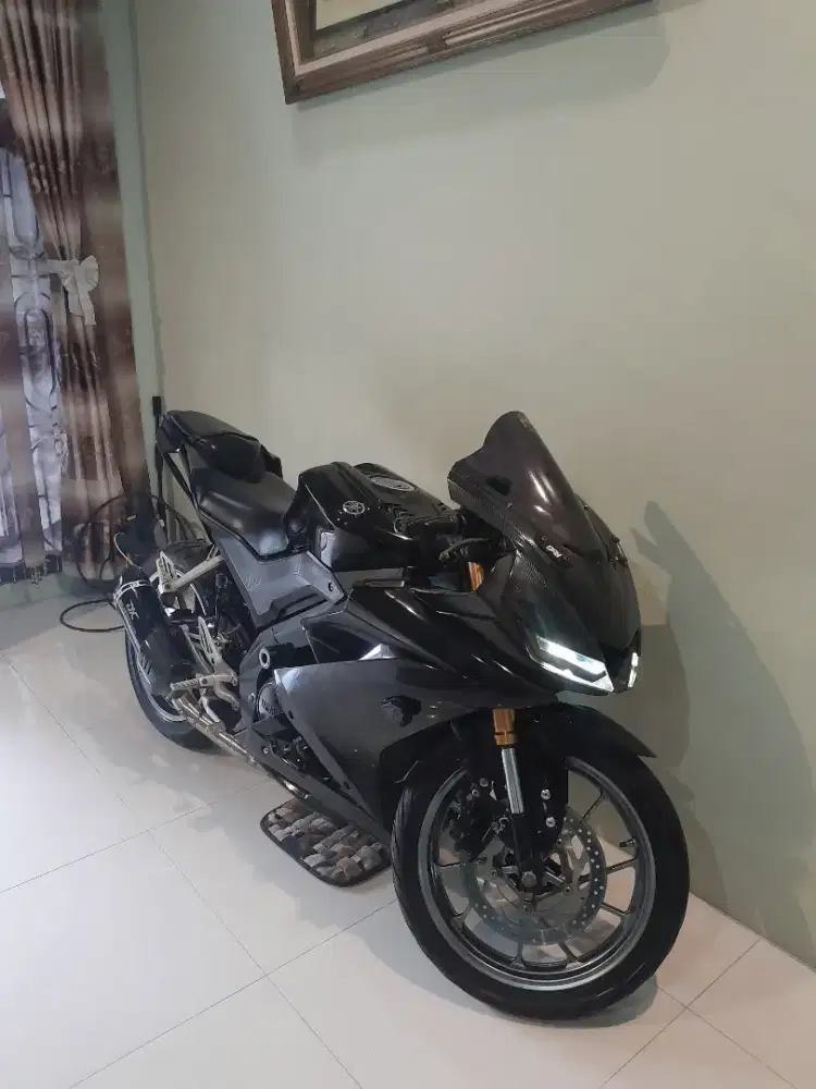 Dijual yamaha r15 v3 2018