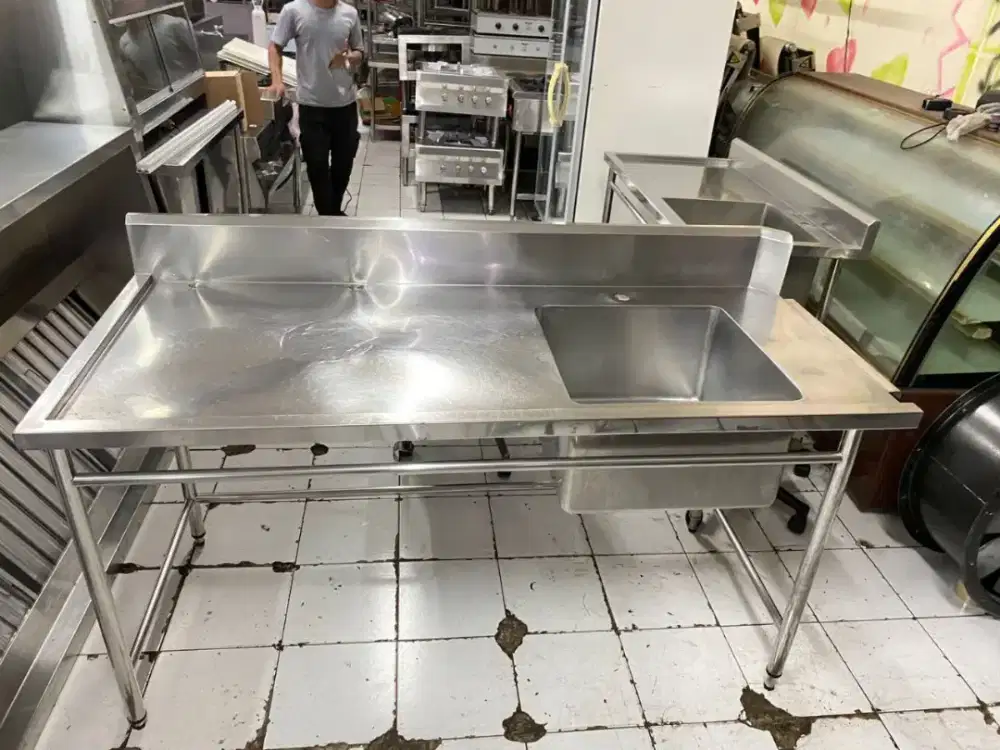 Sink sayap kiri ukuran 173x75x85 ukuran lubang 50x50x30 

Harga : 3 jt