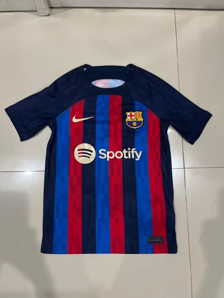 Baju bola barcelona asli spanyol