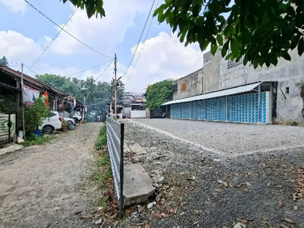 Dijual sebidang Tanah dilokasi Premium dengar harga Kompetitif di Jalan Raya  Ciracas – Jakarta Timur