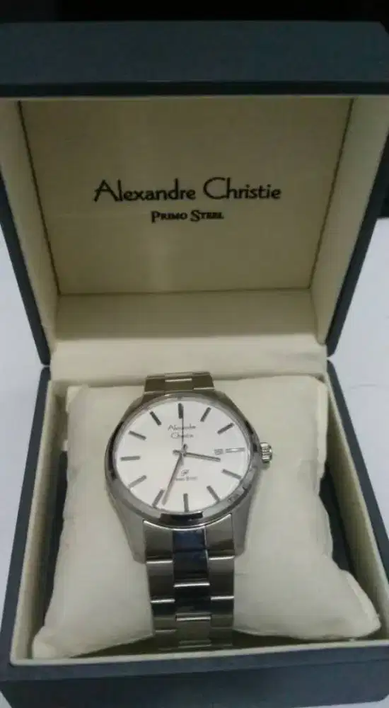 Jam tangan Alexandre