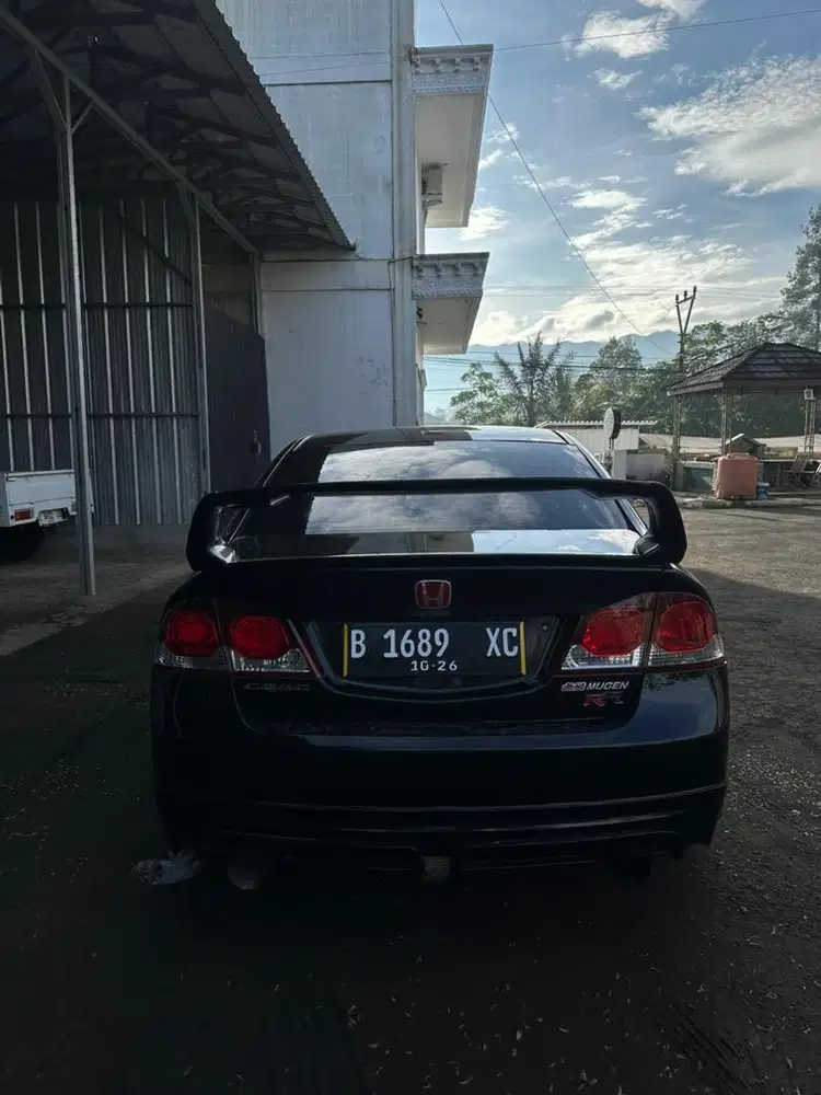 Civic FD 2010 km rendah 2010 mulus mobil hobi