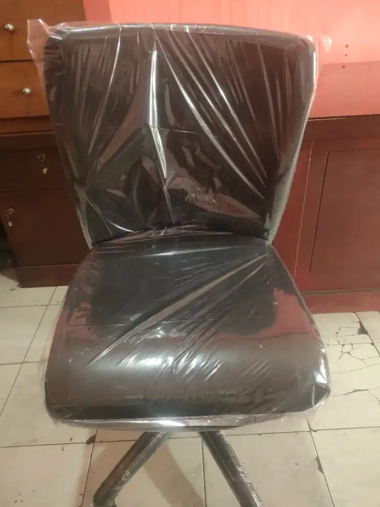 kursi kantor merek vinoti