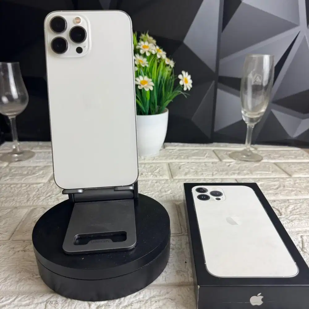 Iphone 13 pro max 256gb Silver Ex ibox Fullset ori Bisa COD dan TT