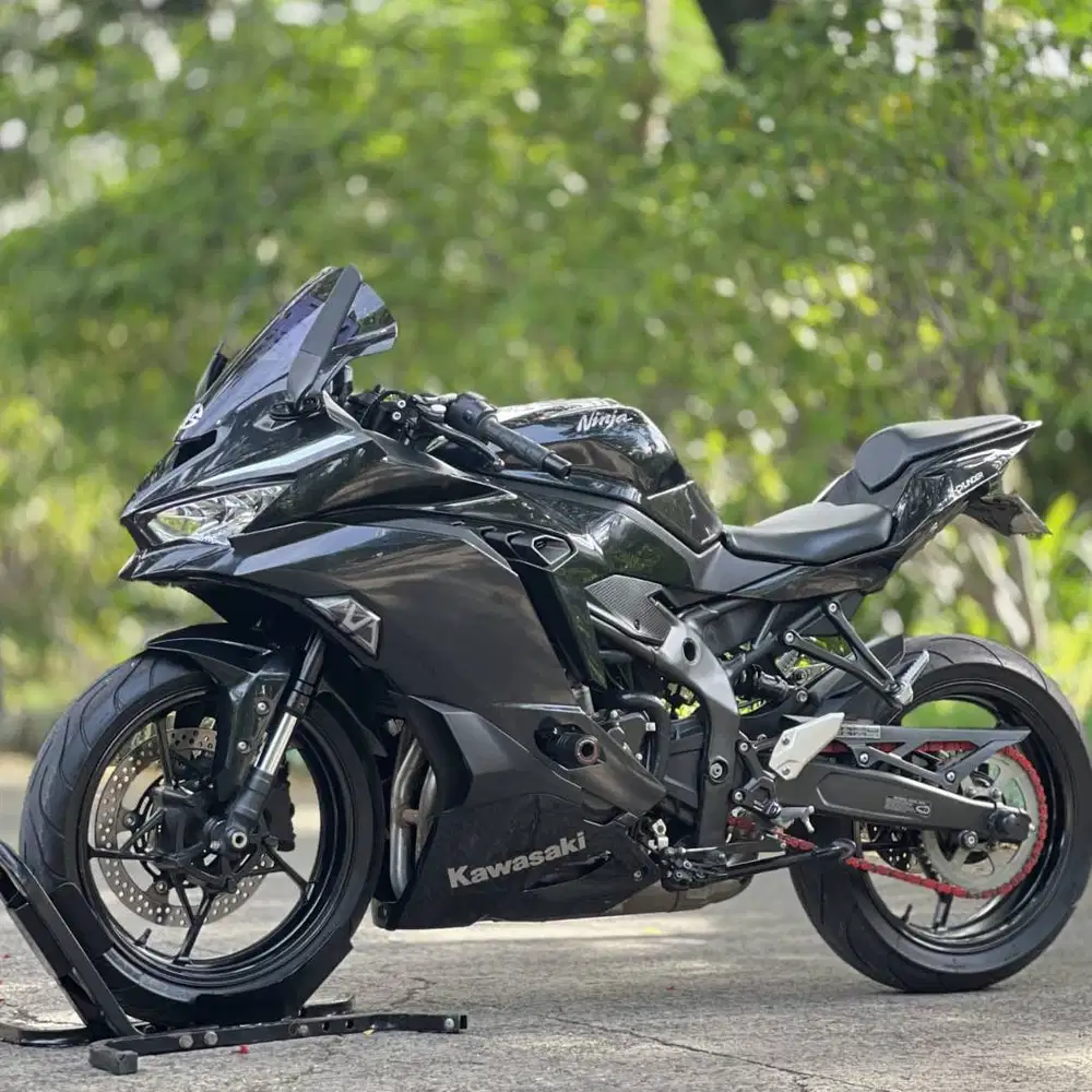 KAWASAKI ZX25R NON ABS TFT 2022 HITAM KM RENDAH PAJAK ON SIAP NGEBUT