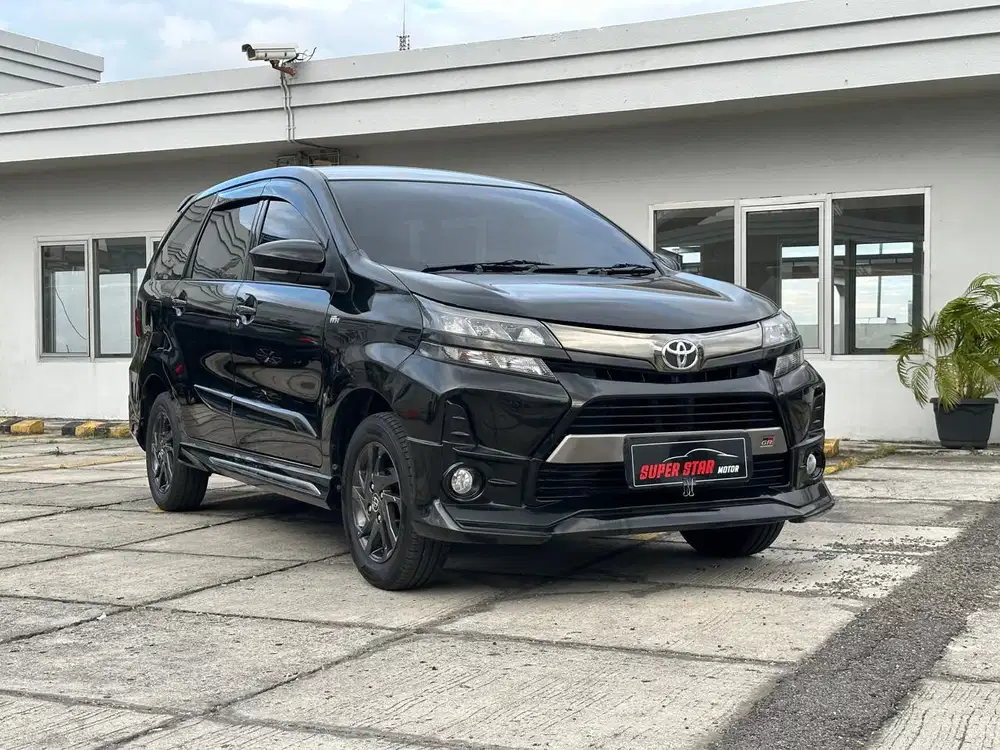 Toyota Avanza Veloz GR 1.5 AT Matic 2021 limited