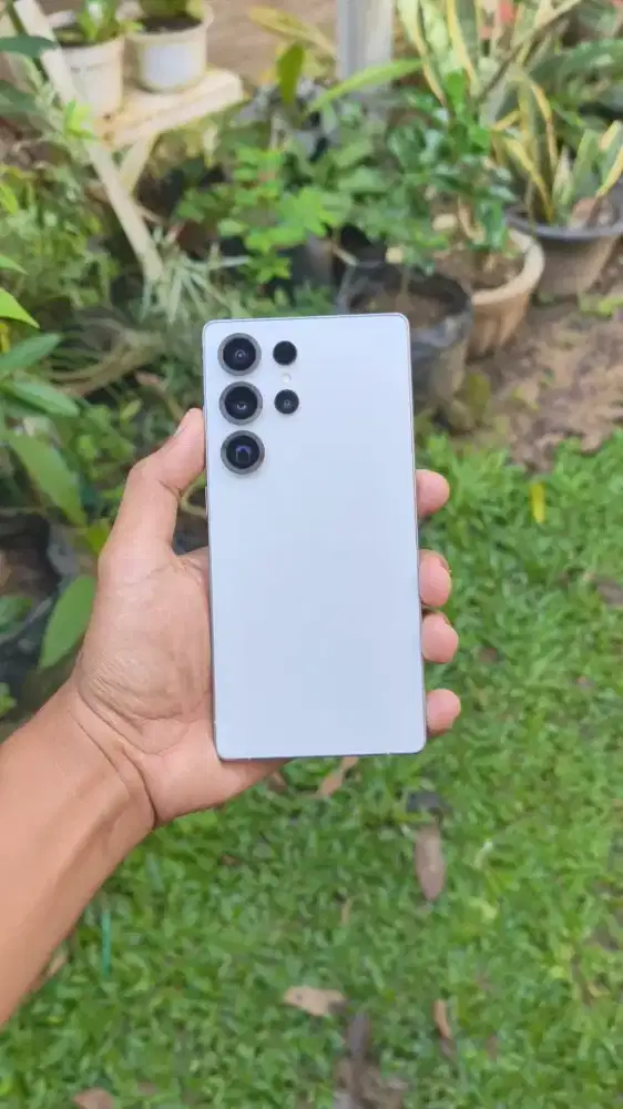 Samsung S25 Ultra 12GB / 256GB Fullset Mulus