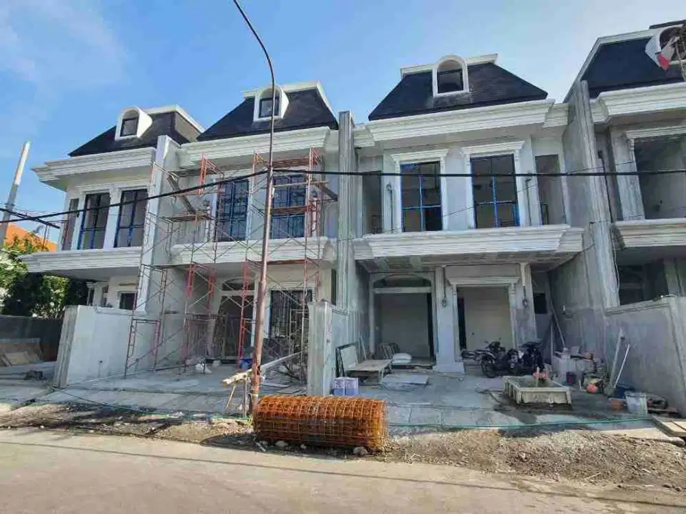 Jual Rumah Baru American Style Dharmahusada Indah Surabaya