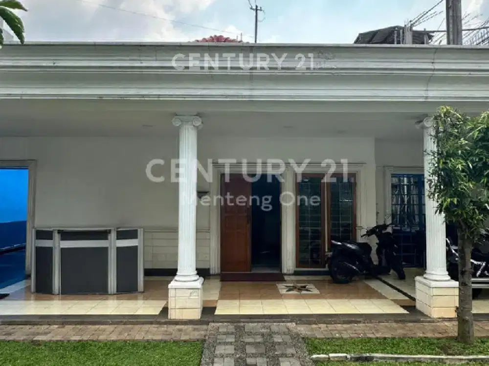 Rumah Kantor Luas Strategis Area Menteng.
