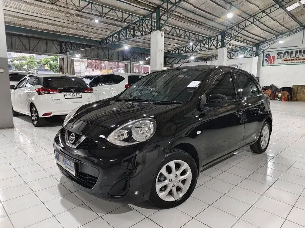 (LOW KM) Nissan MARCH 1.2 L  Facelift  AT 2014 Hitam