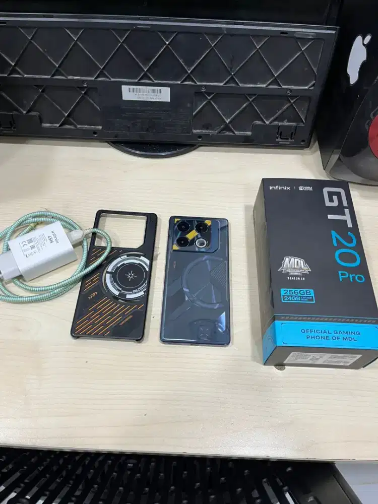 HP Infinix GT 20 Pro 5G (12/256) - Kondisi mulus