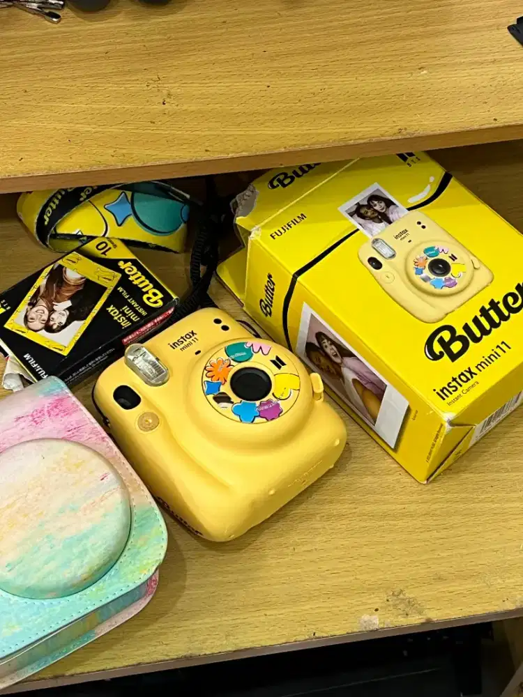 Kamera Instax Mini 11 BTS