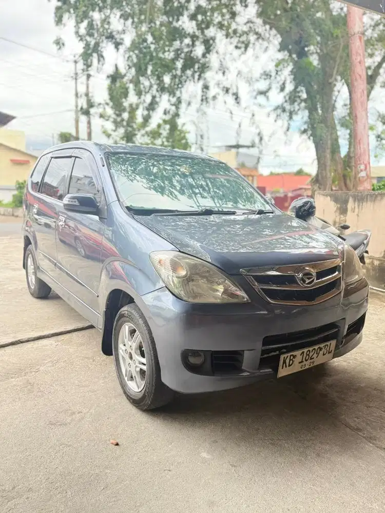 Xenia xi 2009 1,300 cc