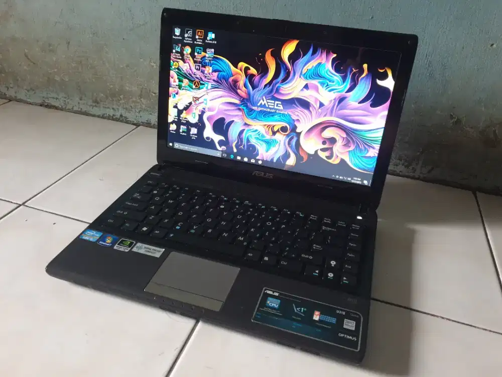 ASUS U31S COREI5 DUAL VGA NVIDIA GEFORCE GT520 5GB SSD SLIMMODEL MULUS