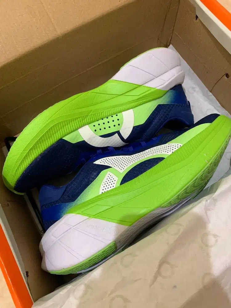 Sepatu runing Ortuseight