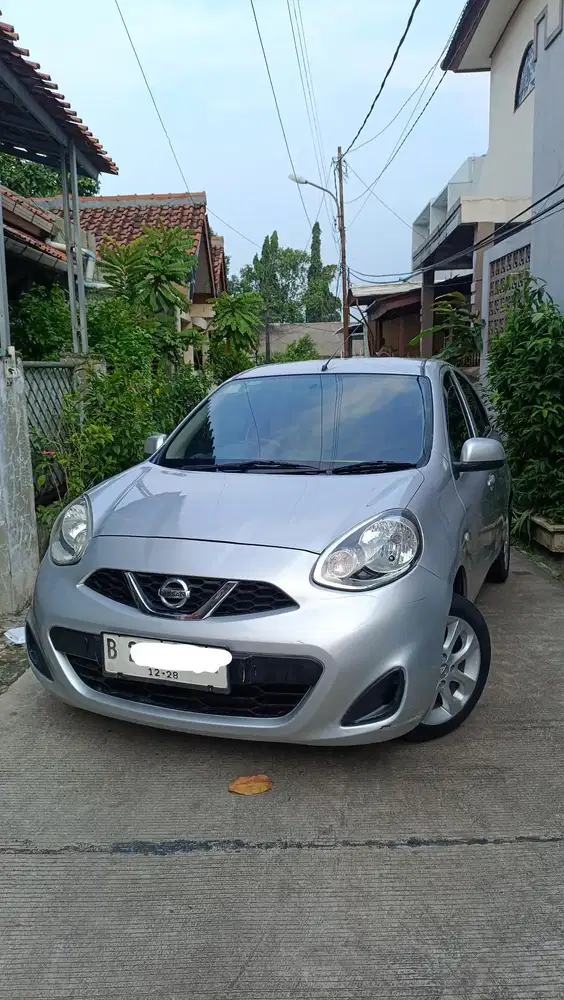 Nissan March 2015 Bensin