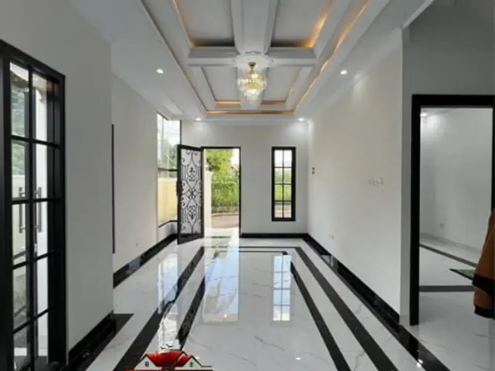 RUMAH CLASIK MODERN POSISI HOOK DI CIGANJUR TANAH BARU BEJI DEPOK