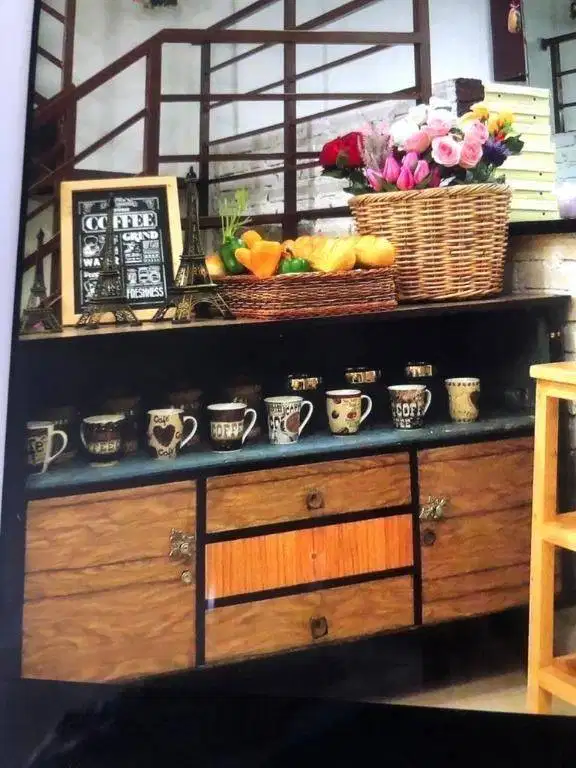 Bufet Laci Antik Kayu Jati Model Jadul Vintage