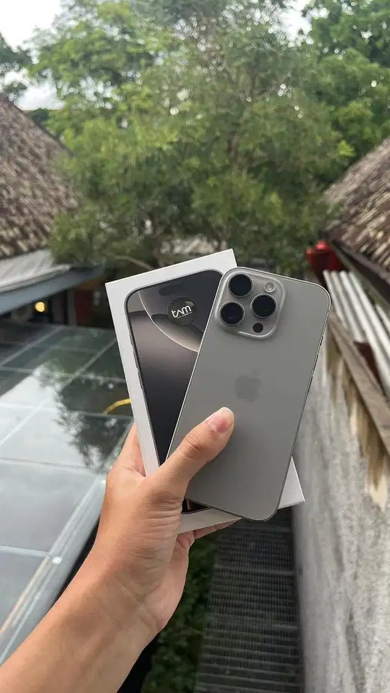 iPhone 16 Pro 128gb iBox garansi agustus 2026 BH 100% Cc rendah