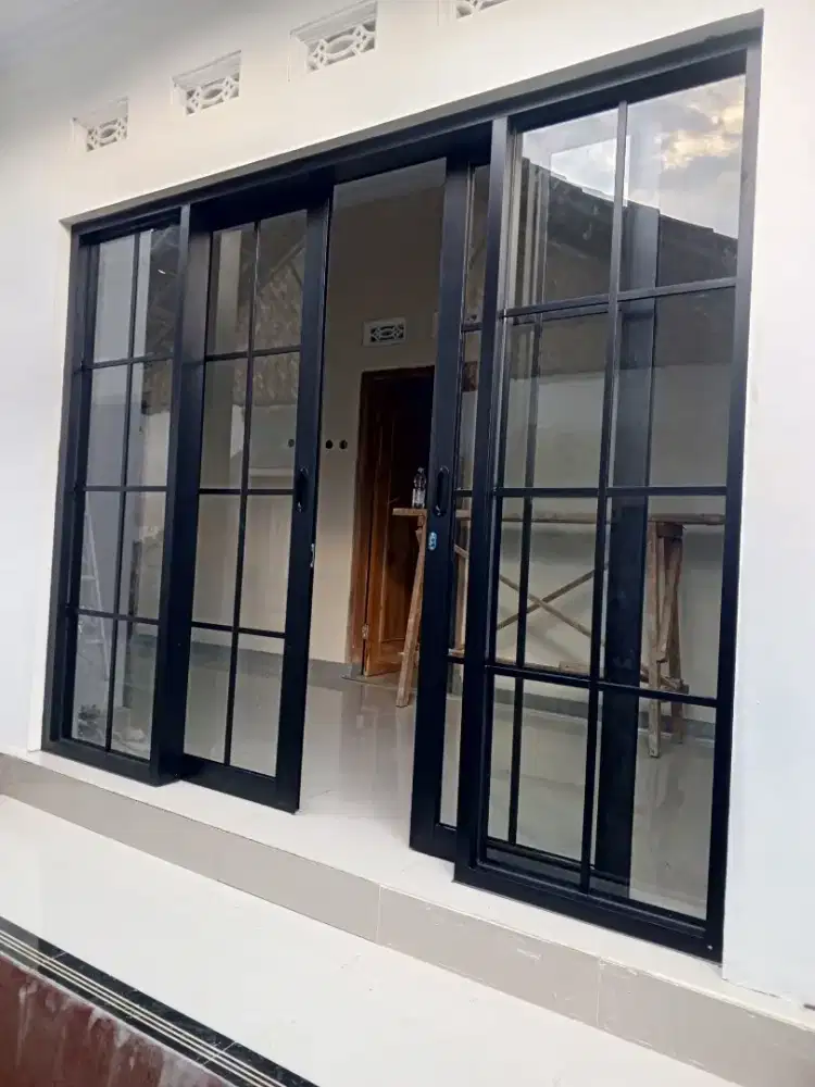 Kusen pintu jendela partisi aluminium & kaca