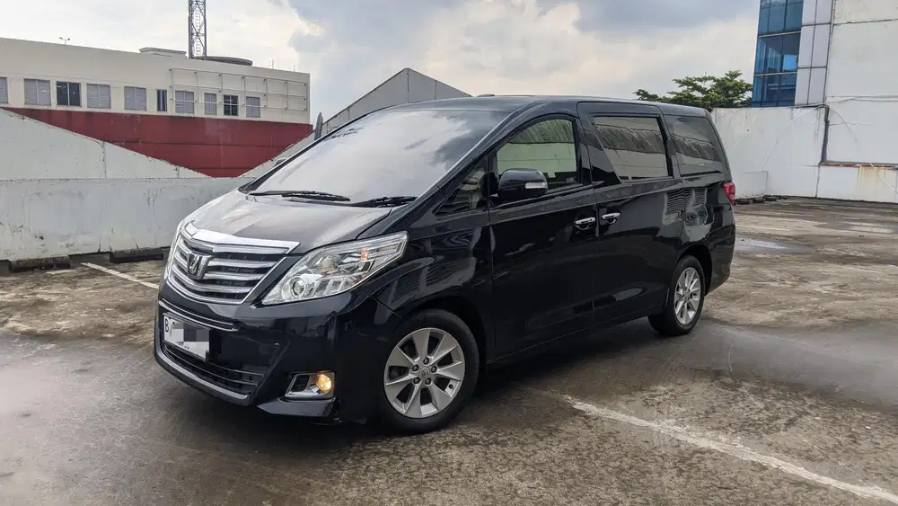 Alphard G matic 2014 promo akhir tahun
